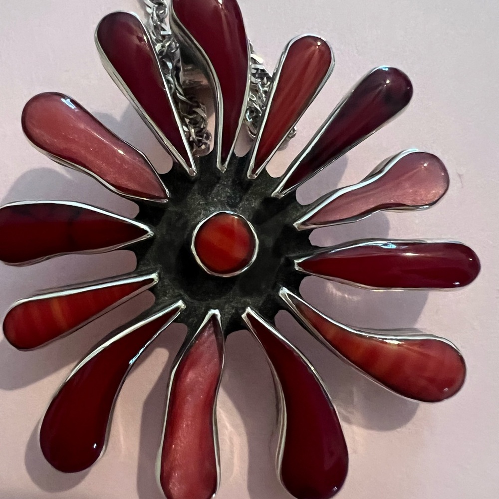 Vintage 925 Red Dyed Mother of Pearl Necklace From Italy On Heavy 925 Chain 18” - Picture 2 of 5